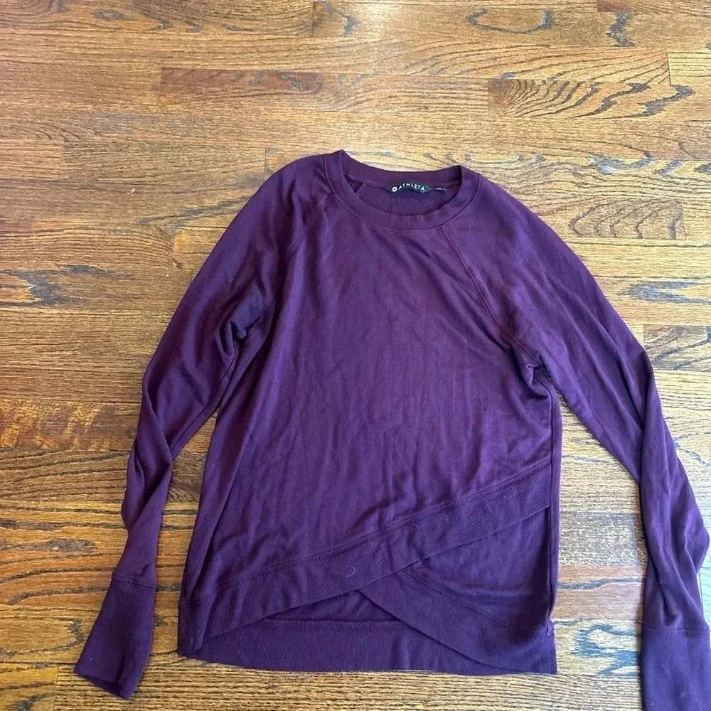 Athleta Criss Cross Sweatshirt Womens size xs Purple Lightweight